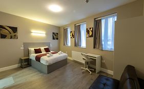 Paragraph Palmers Green