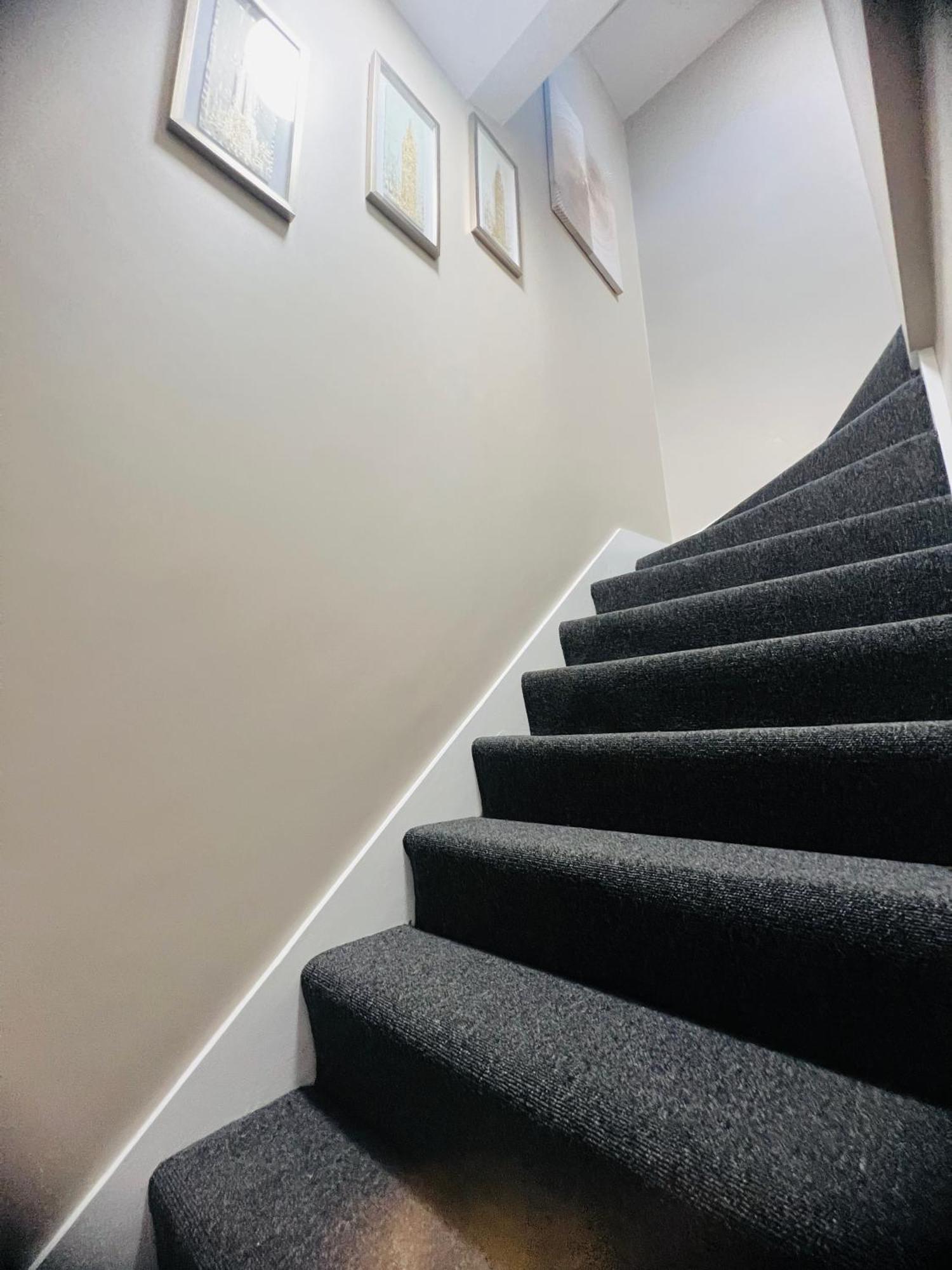 Paragraph Palmers Green Extérieur photo