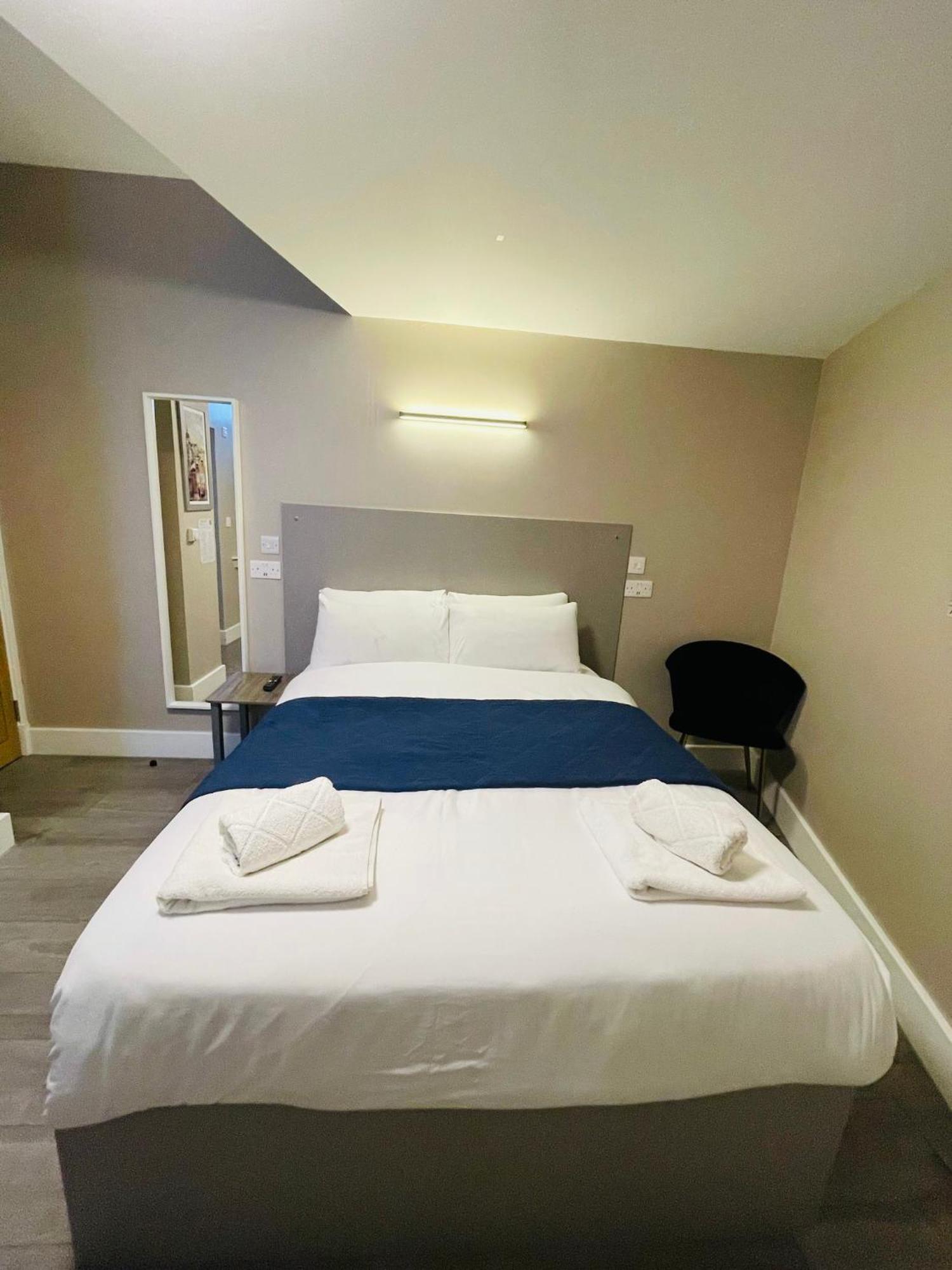 Paragraph Palmers Green Extérieur photo